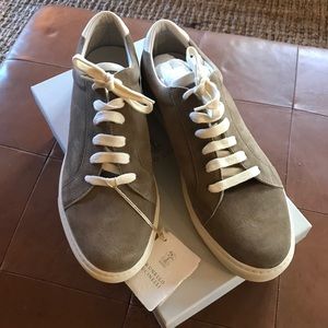 Apollo in Suede Sneakers